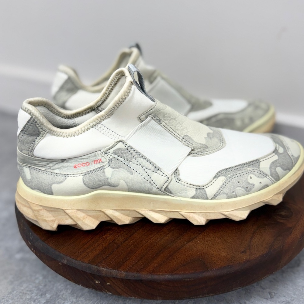 ECCO‎ MX Low Slip-On sneakers in a camouflage pattern  Sz 38/ 7-7.5
